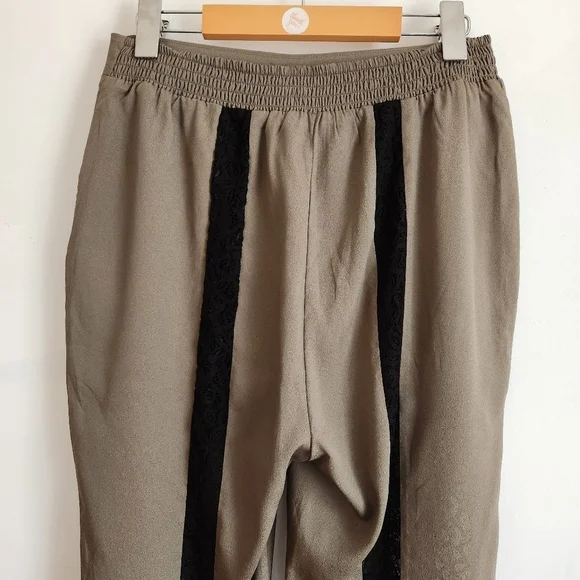 Dress pants Going out Joggers Green color Lace tapered leg BEBE  NWT - Picture 10 of 16